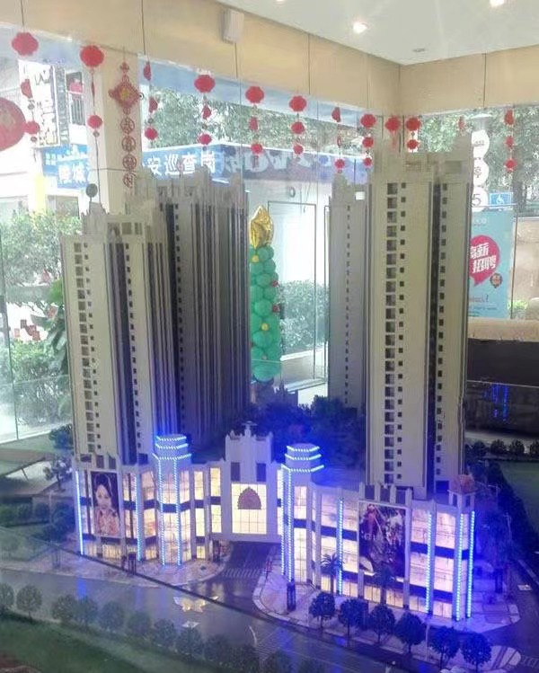 В торговом центре Guangxi Yulin Star-Xintiandi Phoenix City успешно установлен интеллектуальный лифт класса люкс Ryden